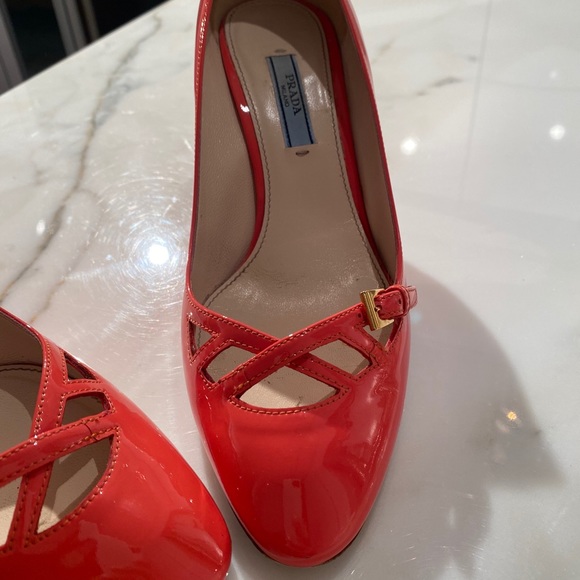 PRADA SHOES - Picture 6 of 16